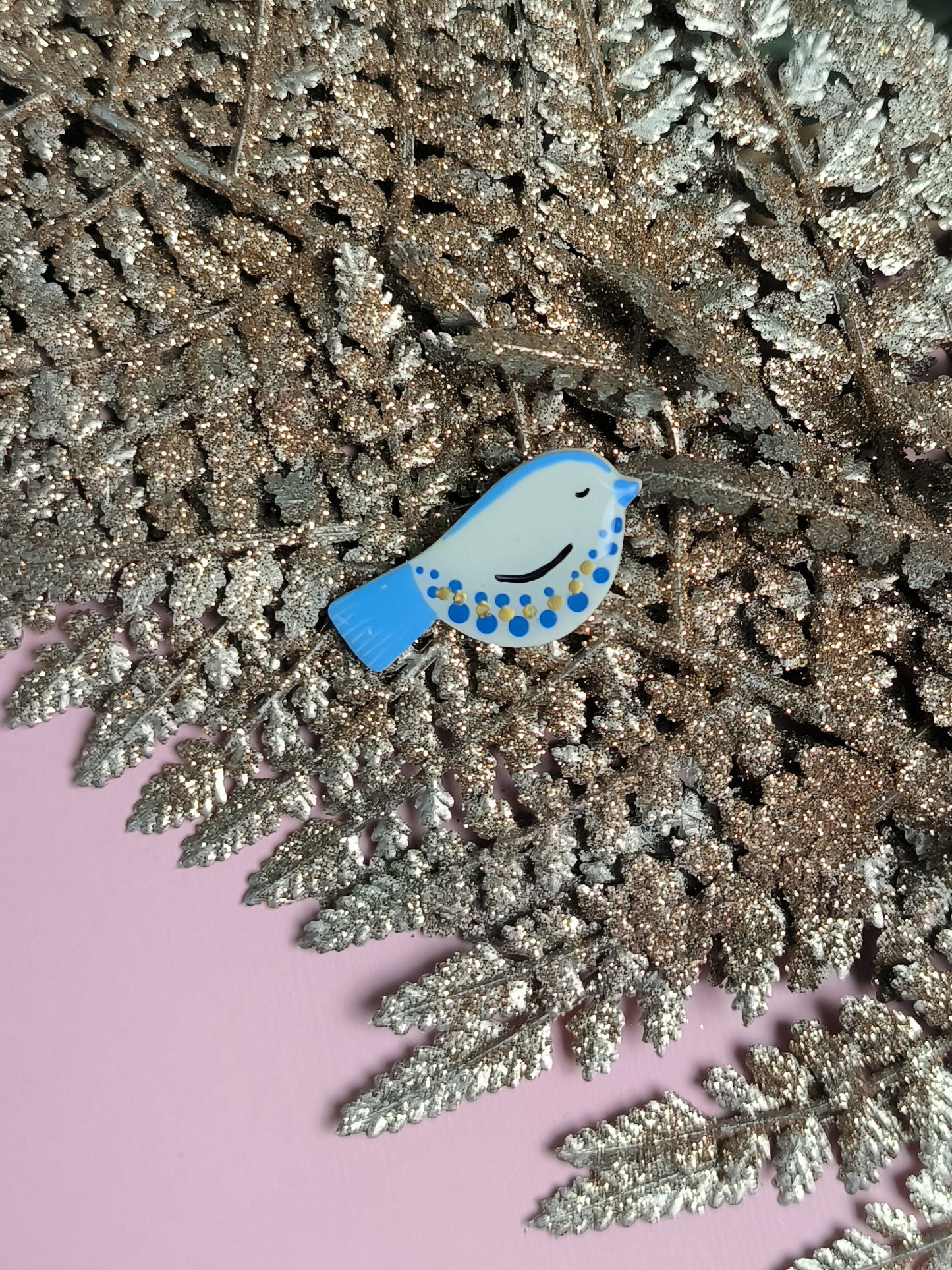 Pin's oiseau bleu