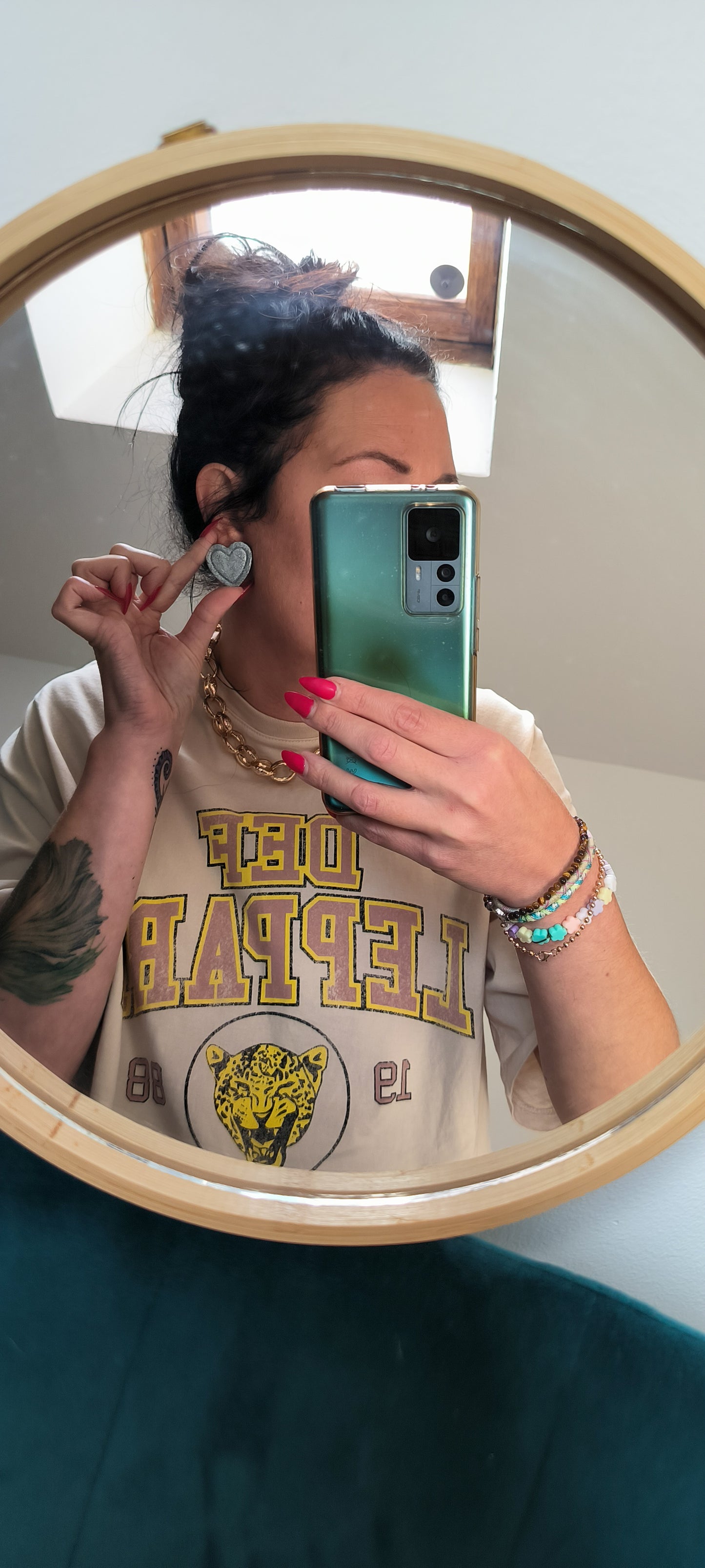 Cœur holographique gris